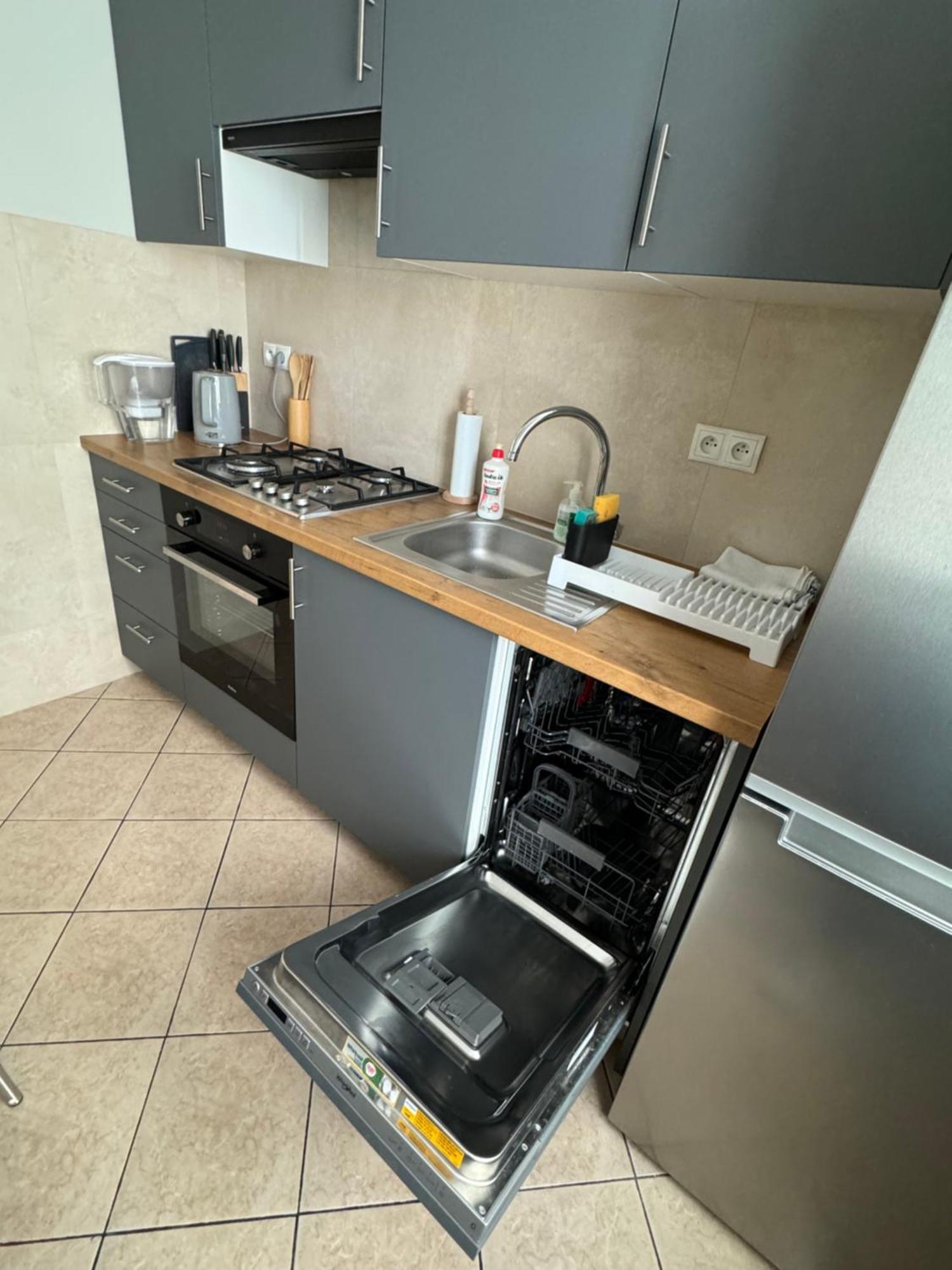 Wygodny Apartament Dla Rodziny 3-5 Osobowej Apartment Warsawa Bagian luar foto
